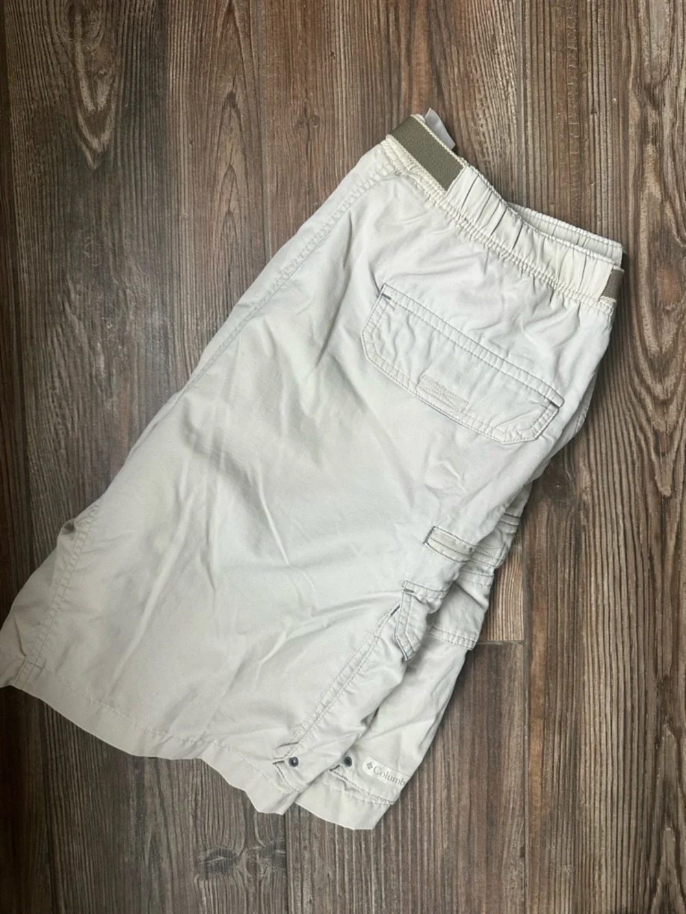 Columbia khaki Hybrid Men's Cargo Shorts Utility Pockets and Drawstring Waist